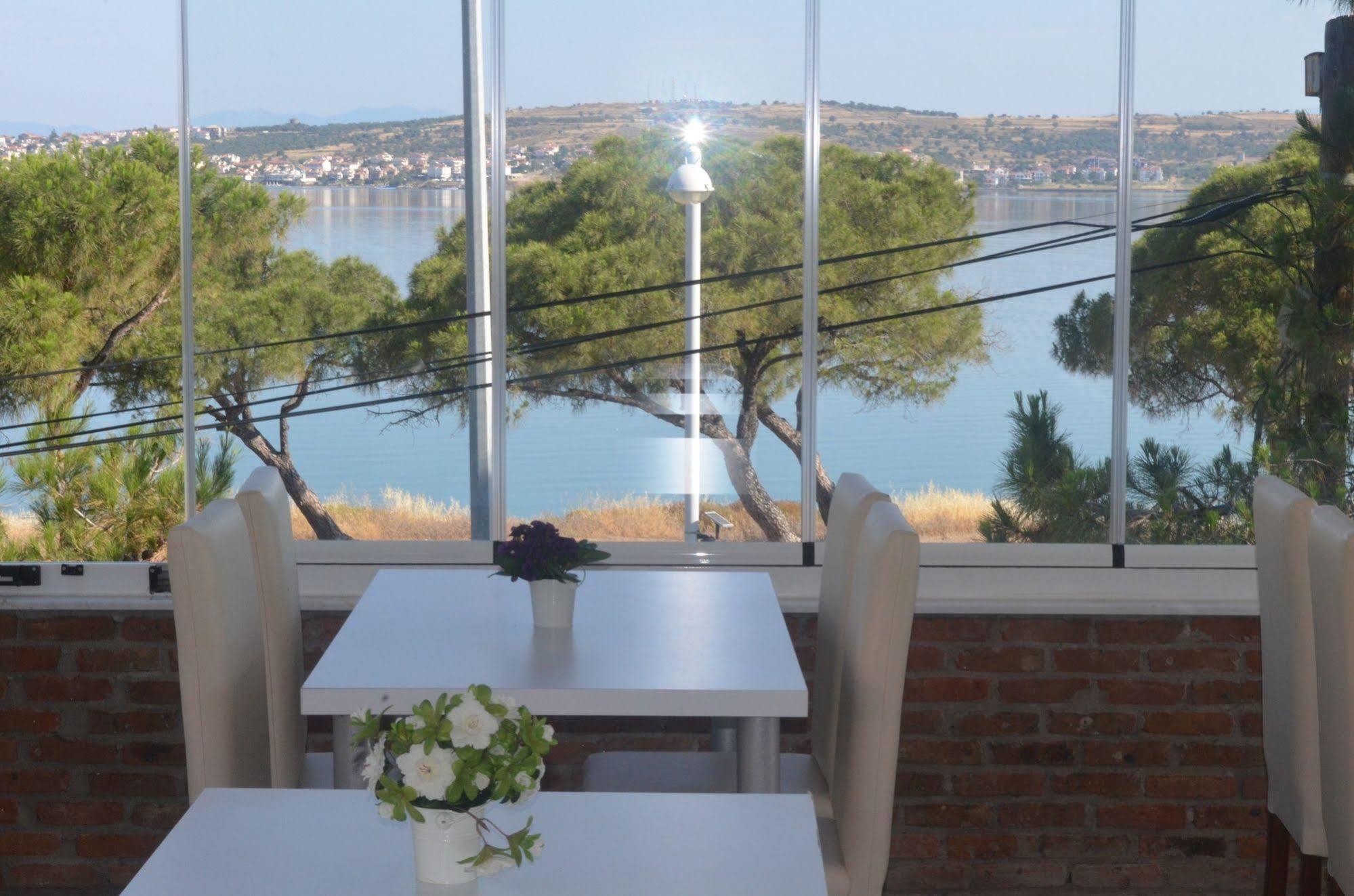 Lacivert Hotel Ayvalik Ngoại thất bức ảnh