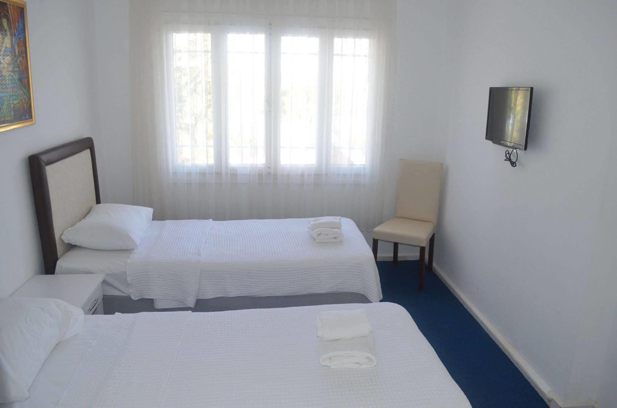 Lacivert Hotel Ayvalik Ngoại thất bức ảnh