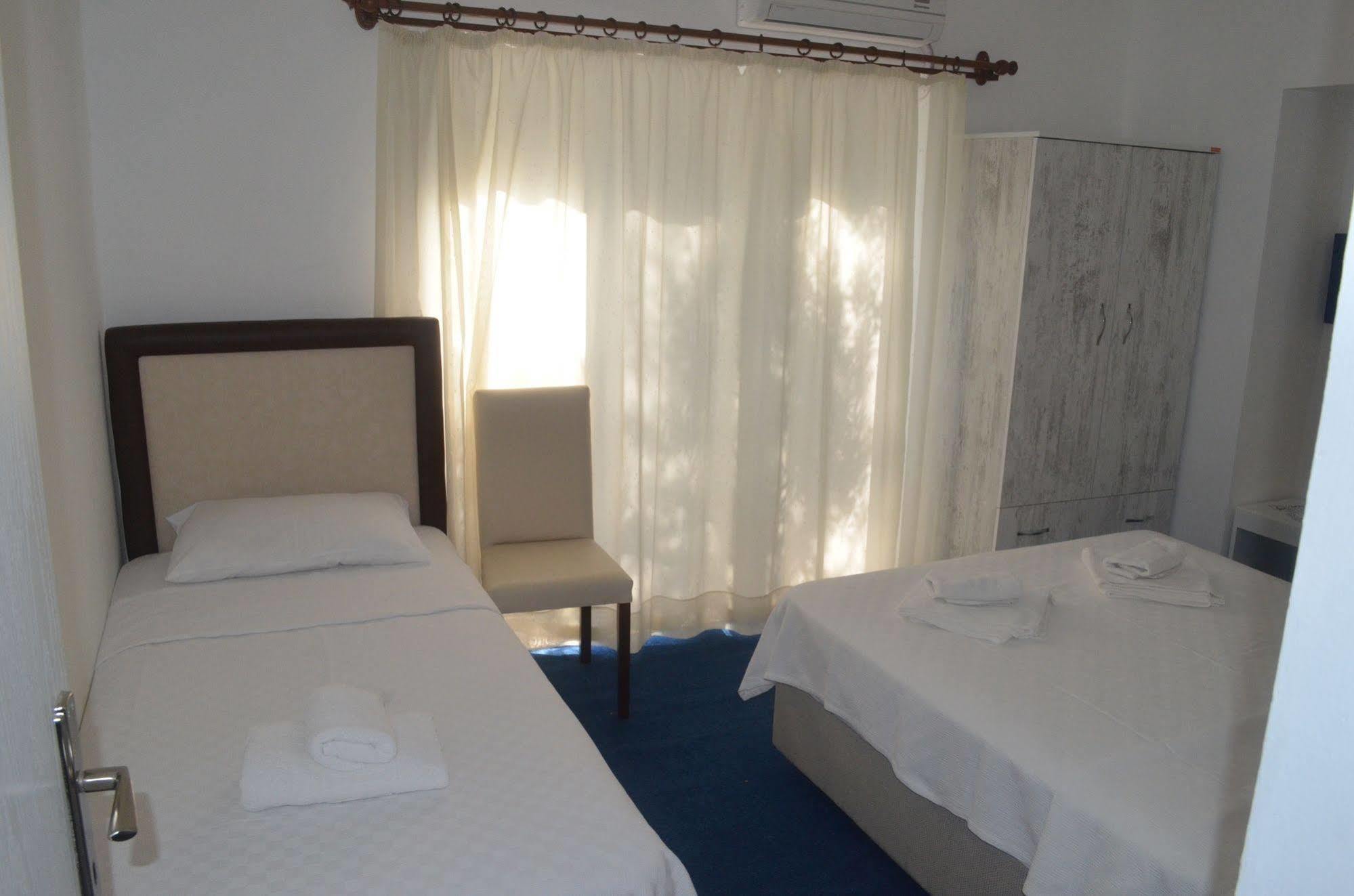 Lacivert Hotel Ayvalik Ngoại thất bức ảnh