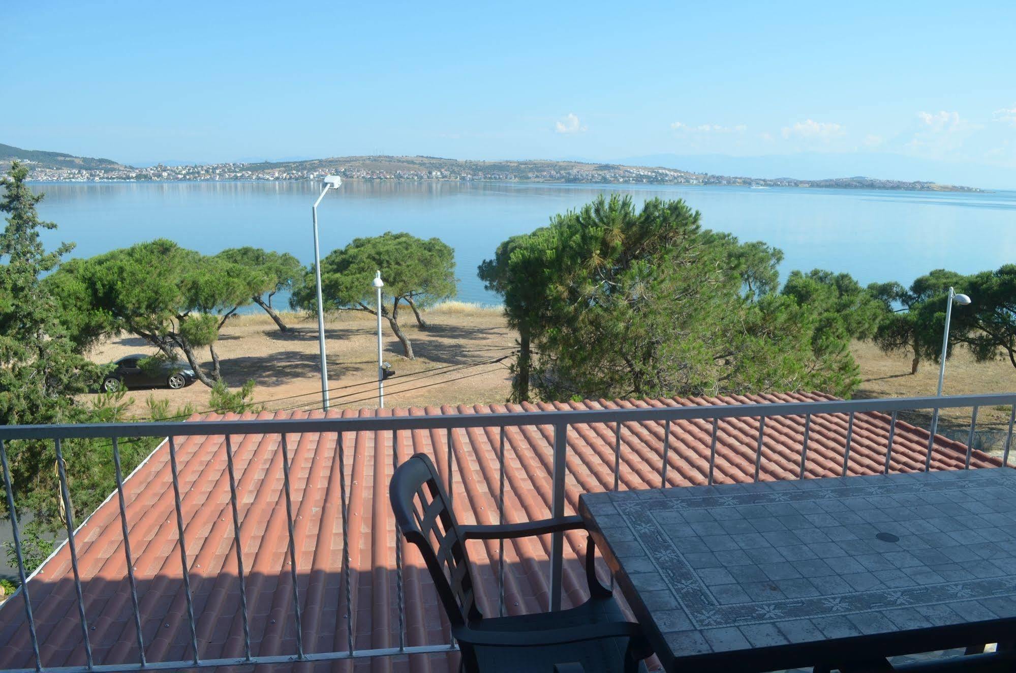 Lacivert Hotel Ayvalik Ngoại thất bức ảnh