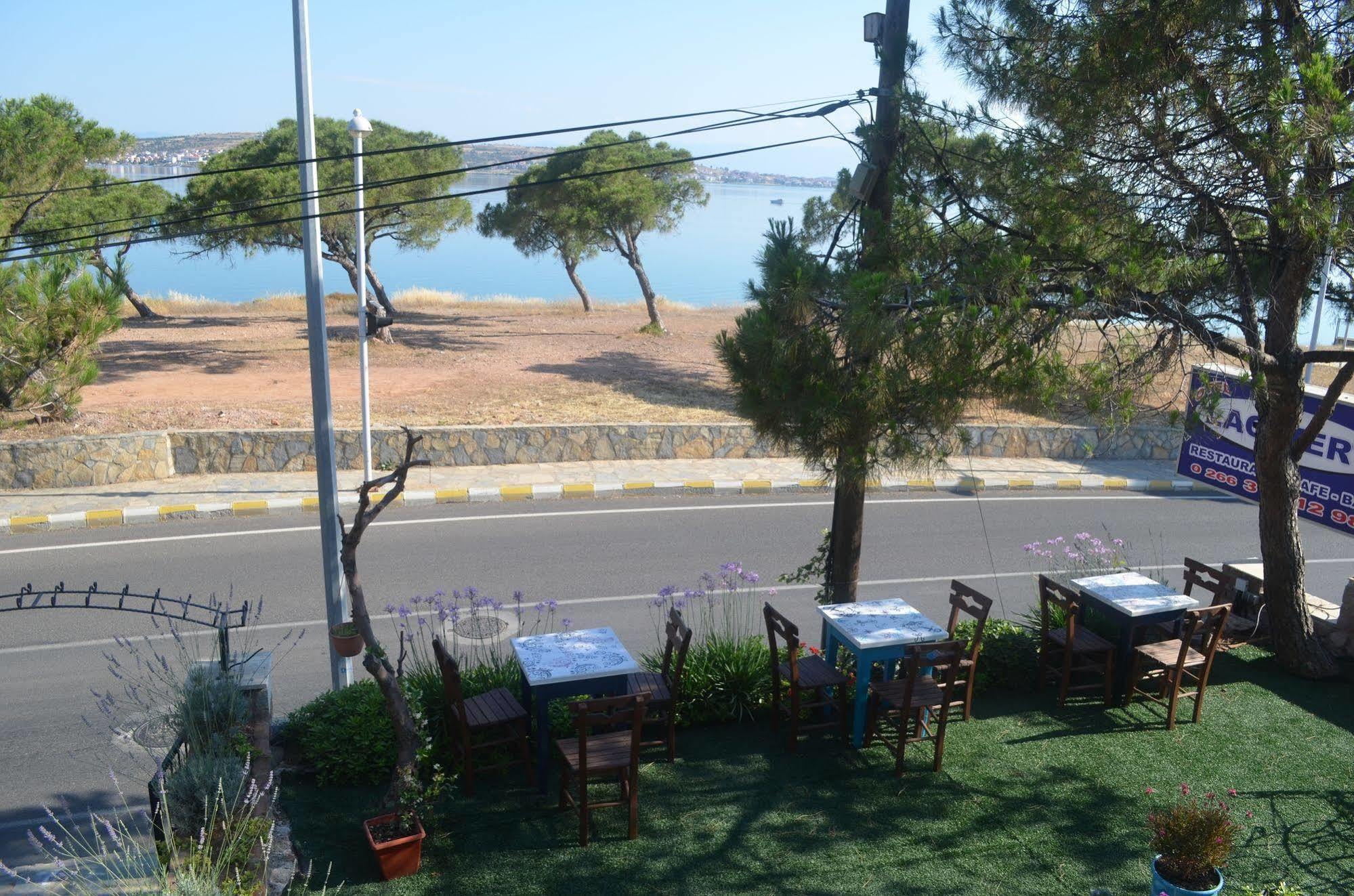 Lacivert Hotel Ayvalik Ngoại thất bức ảnh