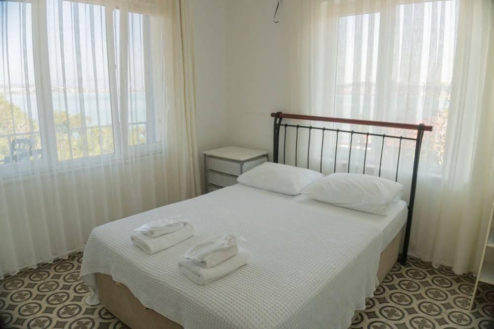 Lacivert Hotel Ayvalik Ngoại thất bức ảnh