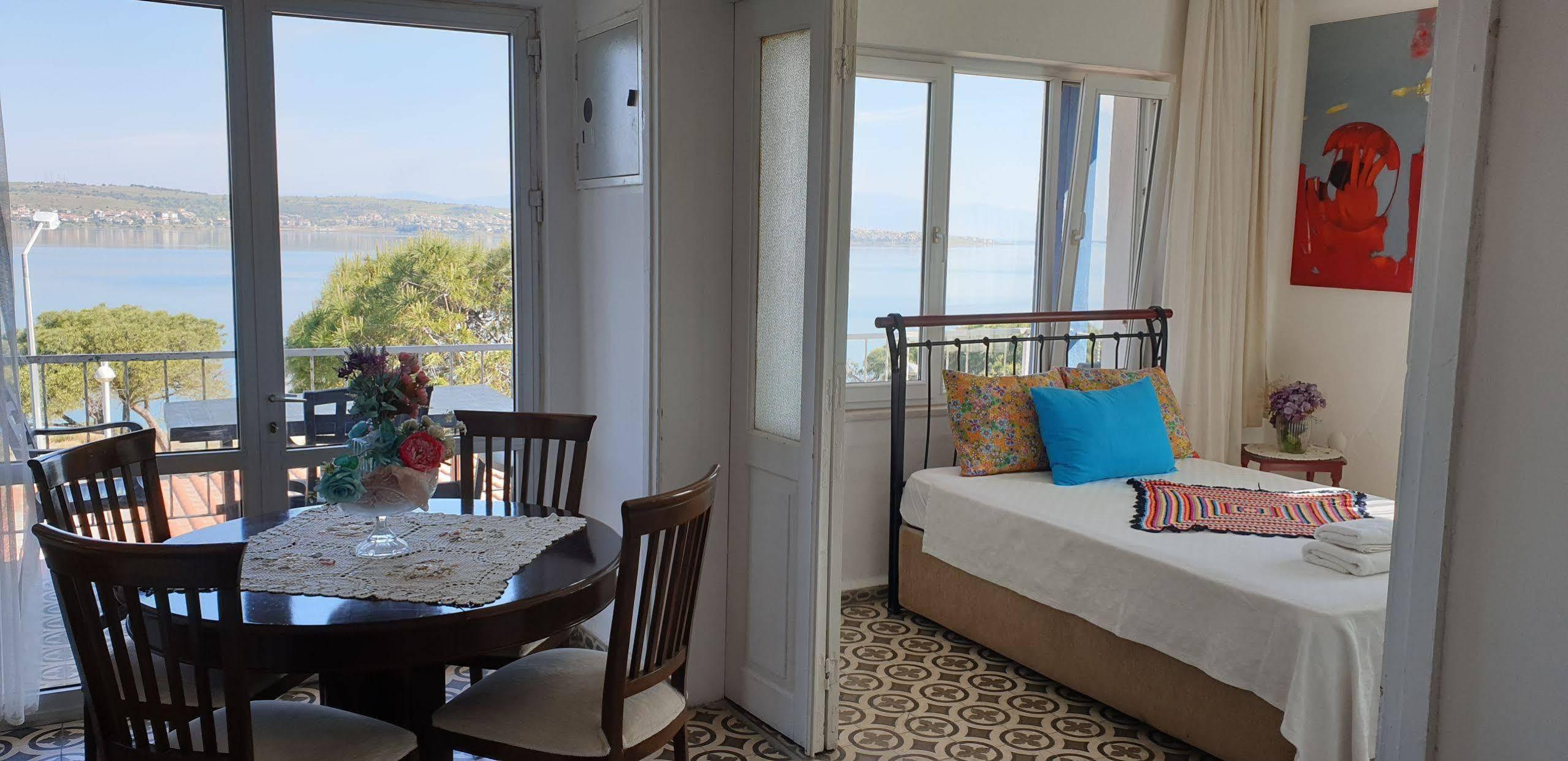 Lacivert Hotel Ayvalik Ngoại thất bức ảnh